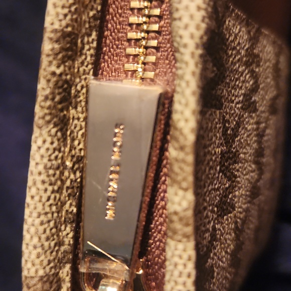 NWOT Michael Kors Belt Bag (S/M) - Picture 5 of 8